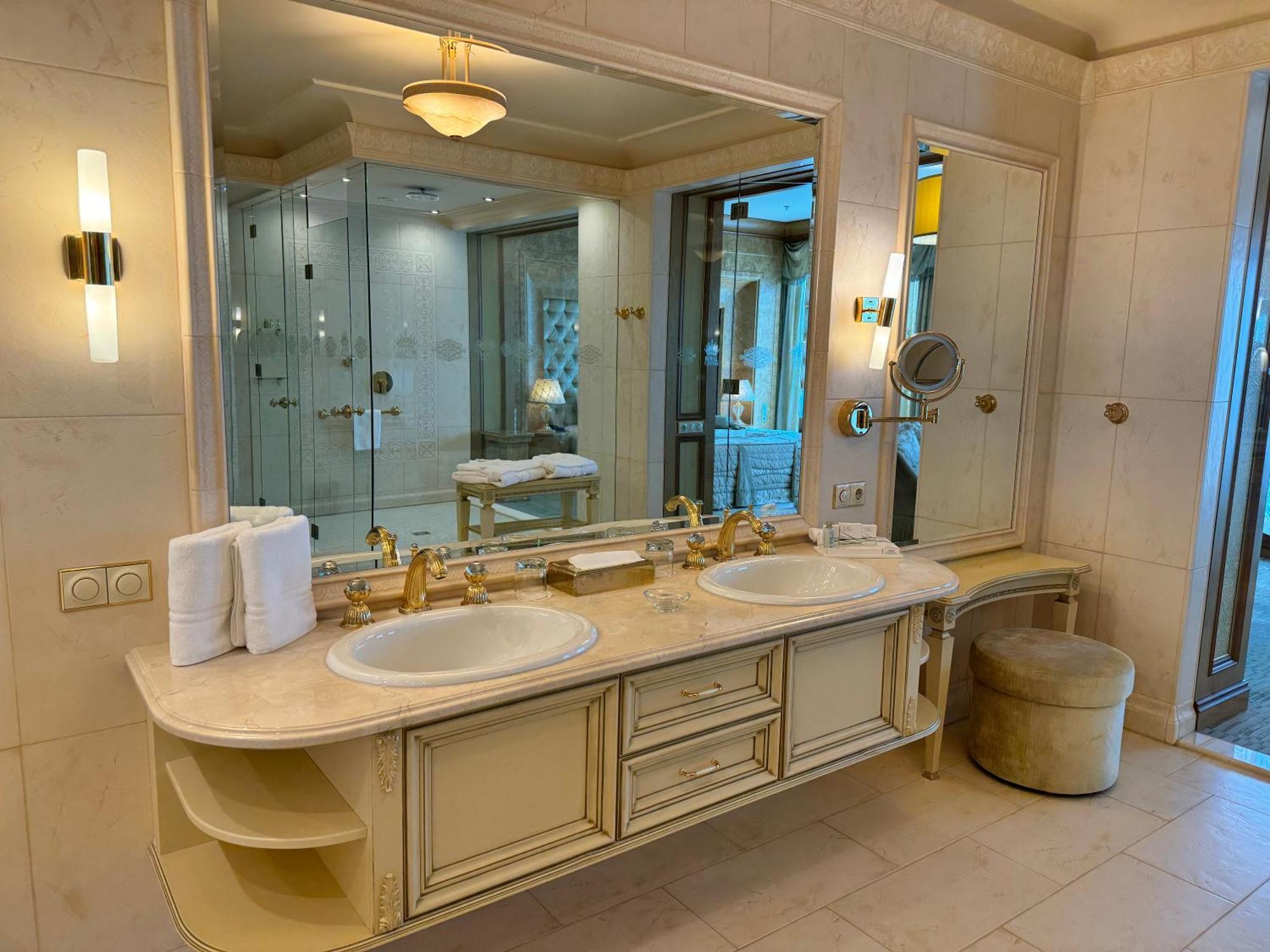 Royal Spa & Hotel Resort リガ エクステリア 写真